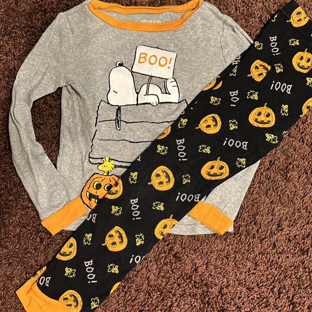 Peanuts Halloween PJs